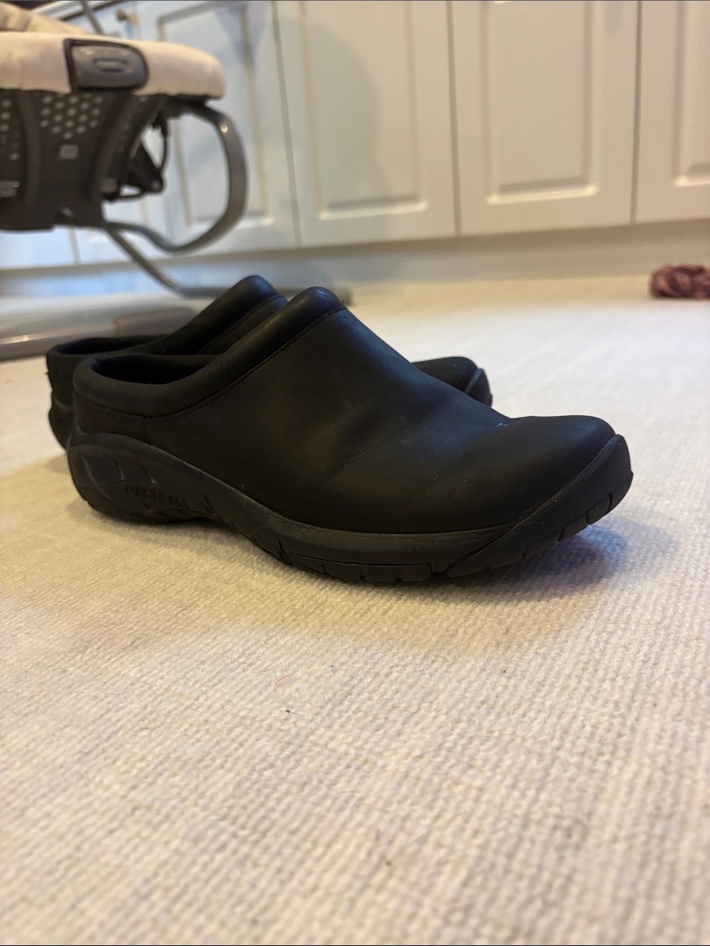 Merrill Women’s Black Slip-On Clogs — Encore Nova 4